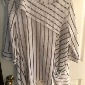 A light weight tunic top.